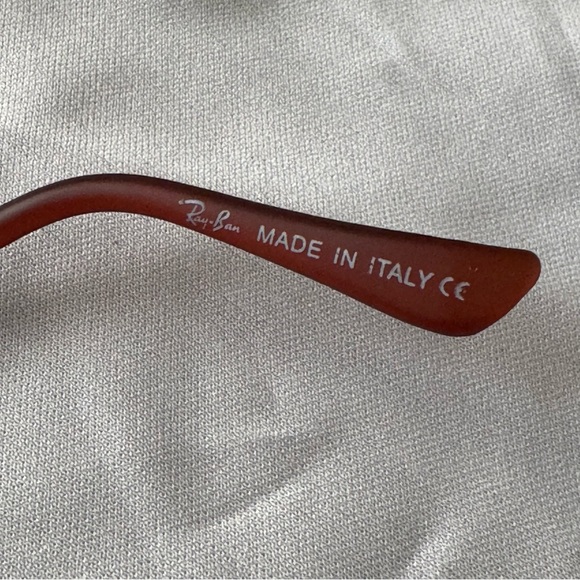 Sunglasses - Picture 6 of 7